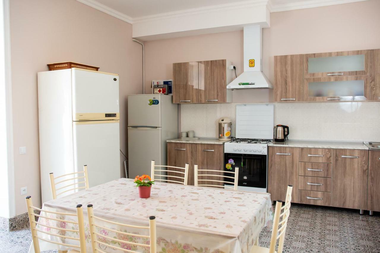 Hostel Bukhara Goldタシュケント エクステリア 写真