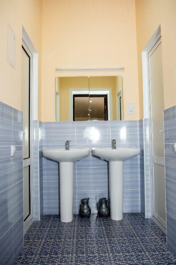 Hostel Bukhara Goldタシュケント エクステリア 写真