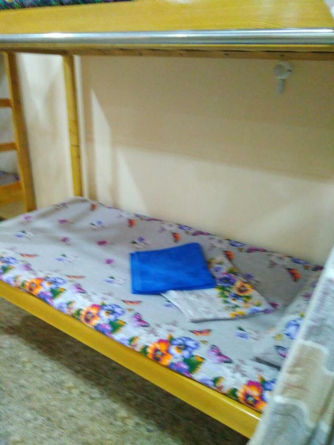 Hostel Bukhara Goldタシュケント エクステリア 写真